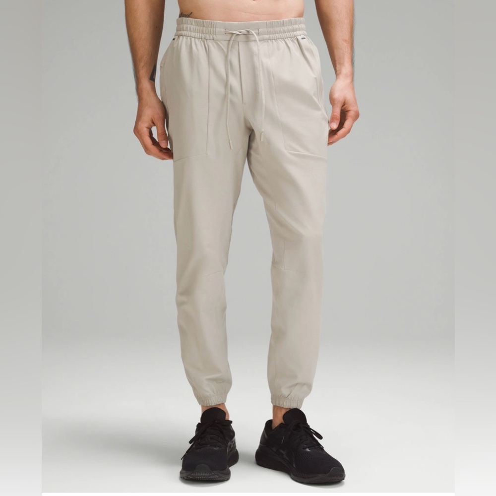 Lululemon Men’s ABC Joggers - Sand color - Size XL